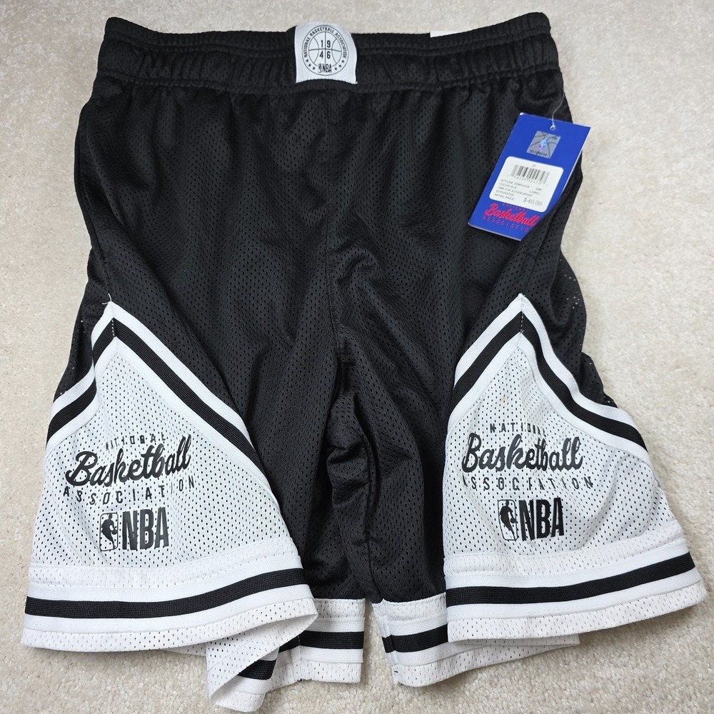 NBA Basketball Shorts Mens M Black White Mesh Moisture Wicking Activewear NWT